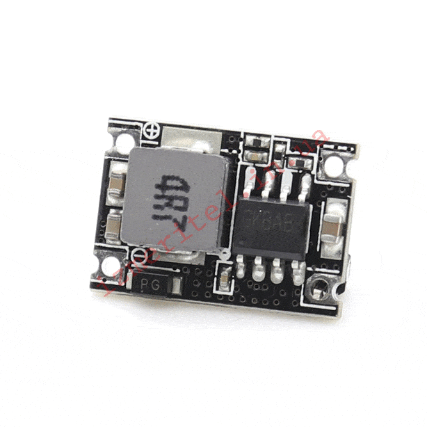 3D огляд Знижувальний DC-DC перетворювач CN3903 з фіксованим виходом 5 В 3D огляд Знижувальний DC-DC перетворювач CN3903 з фіксованим виходом 5 В