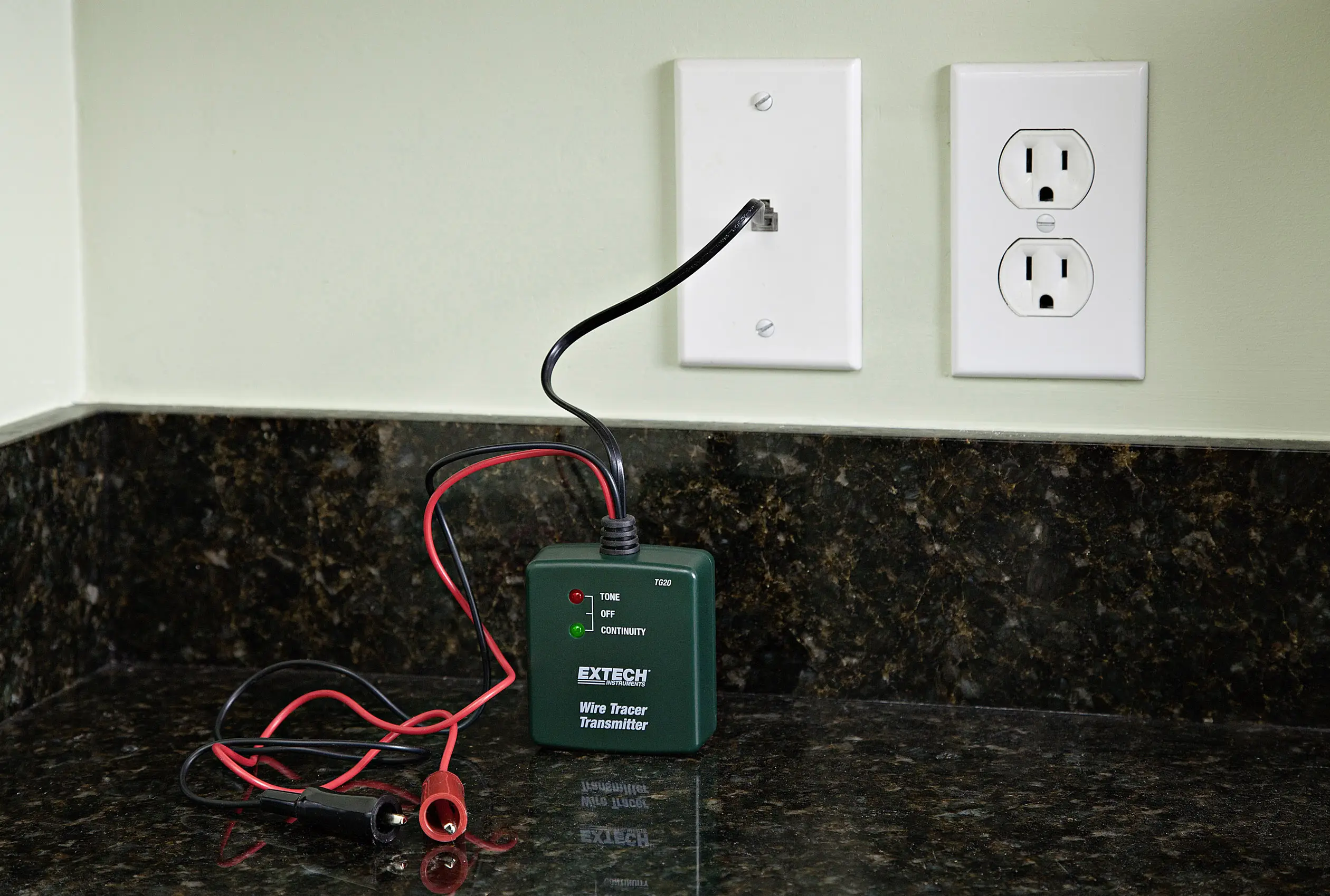 Кабельный тестер и локатор Extech TG20