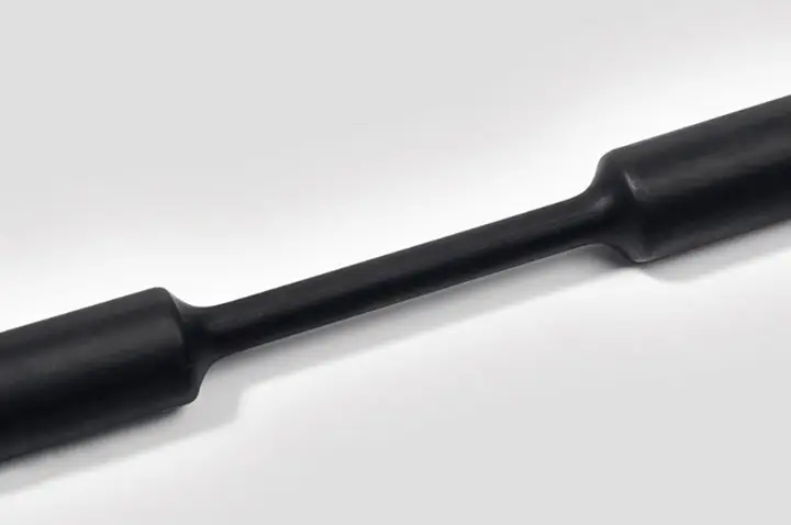 Термоусадочная трубка HellermannTyton 333-20150 без клея TF31-1.5/0.5-PO-X-BK, 3:1, от 1,50 мм до 0,50 мм, 1 м
