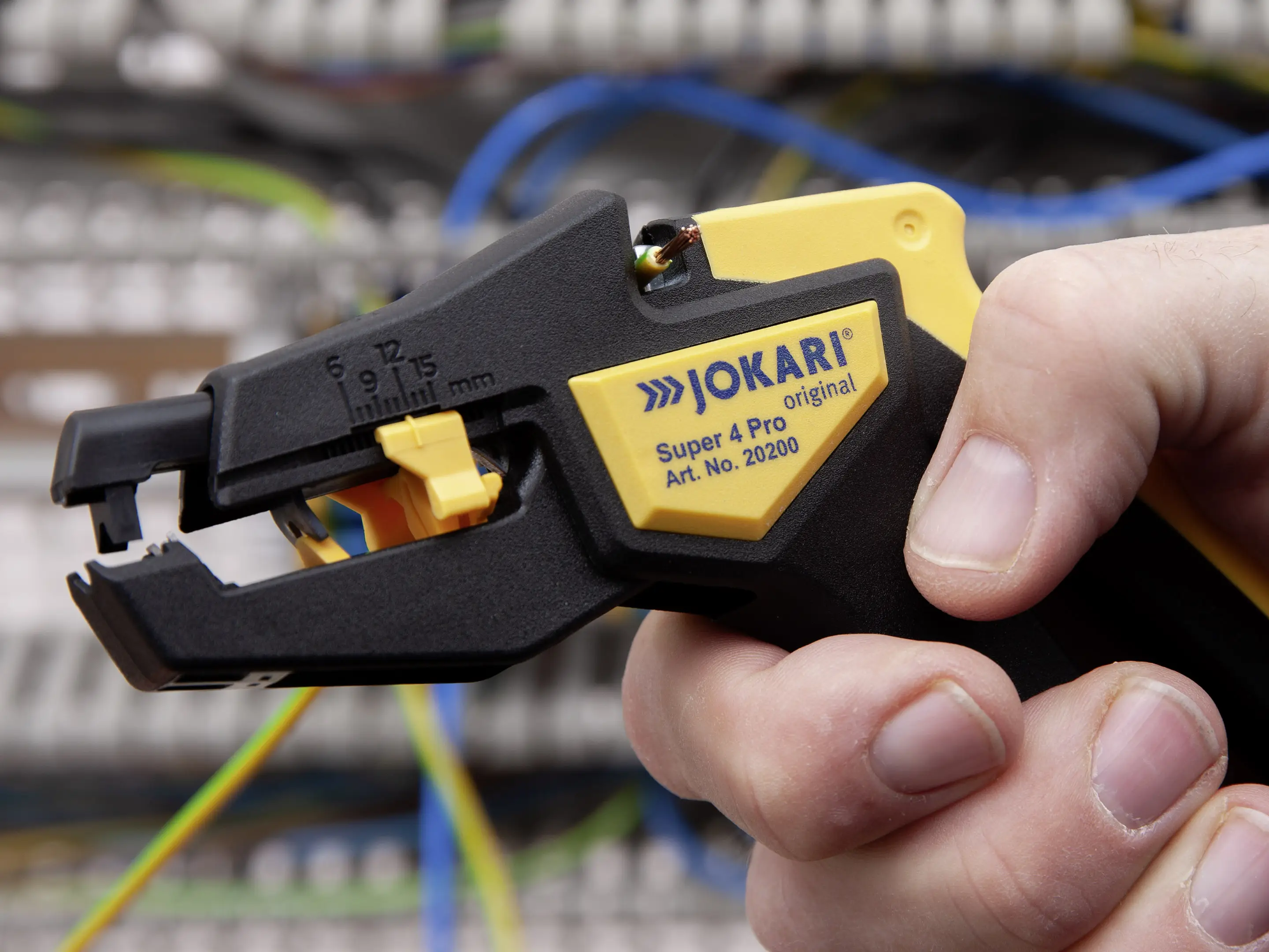 Автоматический стриппер для проводов Jokari Super 4 Pro 8203200, сечение от 0,2 до 6,0 мм²