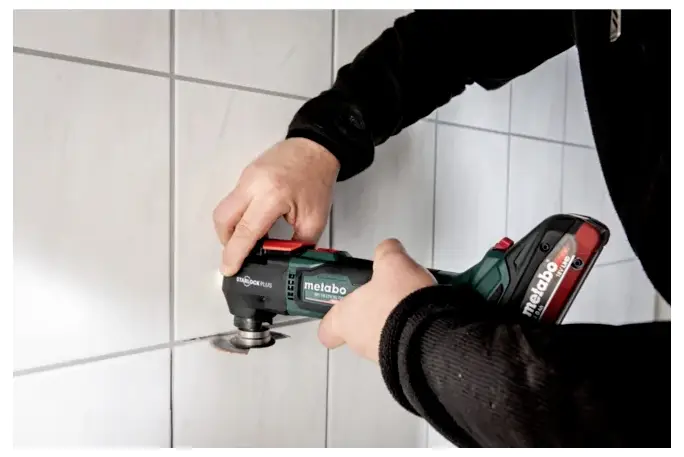 Metabo MT 18 LTX BL QSL MetaBOX 613088840 Аккумуляторный многофункциональный инструмент без аккумулятора 18 В Количество аккумулят