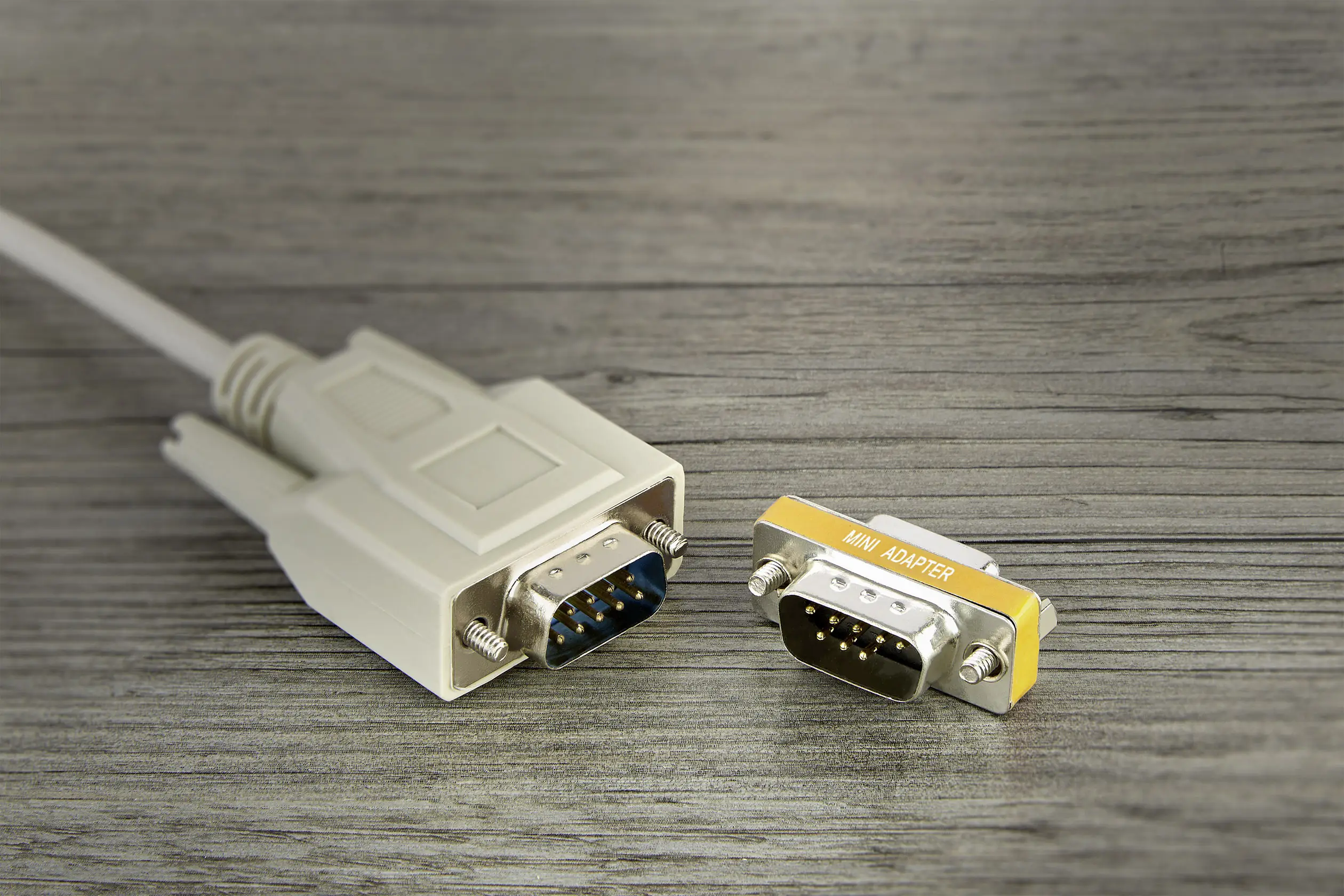 Адаптер последовательного порта Renkforce RF-4538128