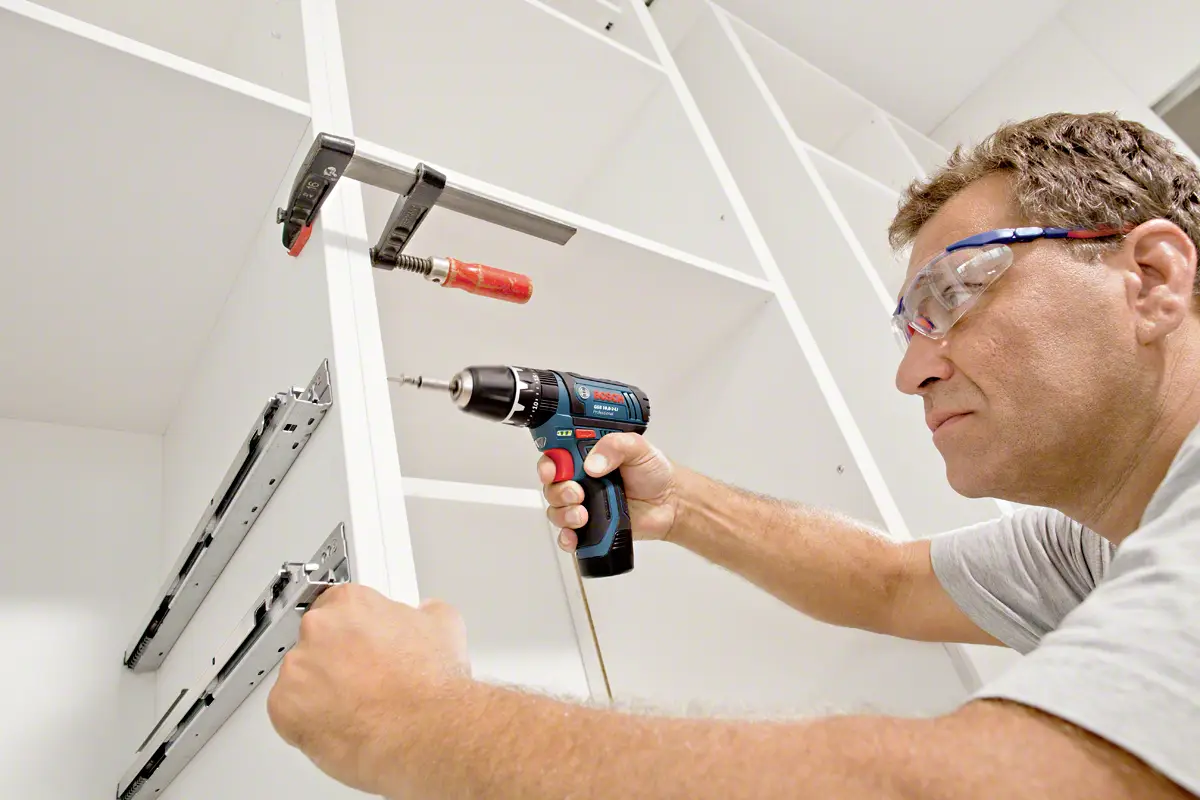 Акумуляторний ударний дриль Bosch Professional GSB 12V-15, 2 швидкості, з 2 акумуляторами