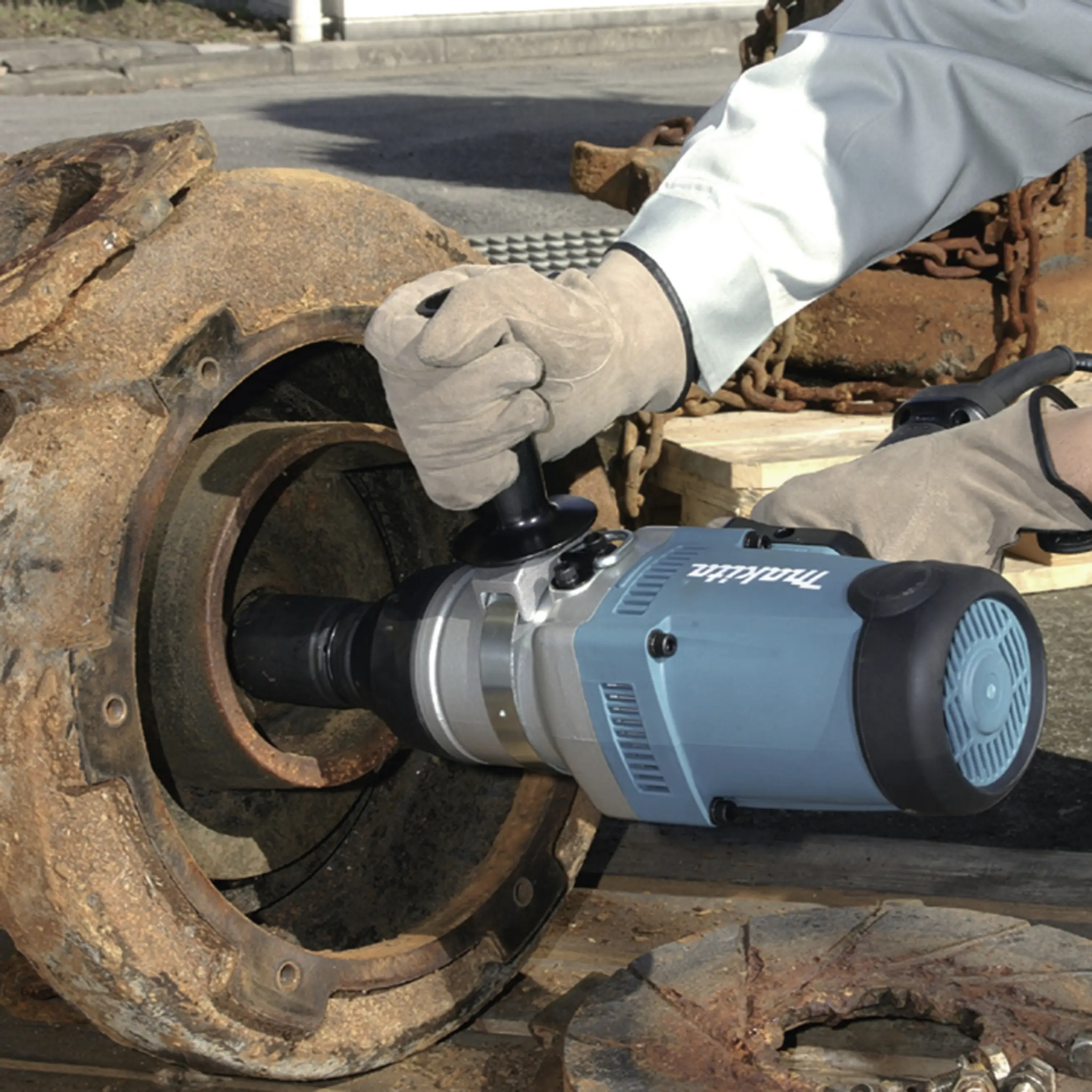 Ударний гайковерт Makita TW1000 TW1000