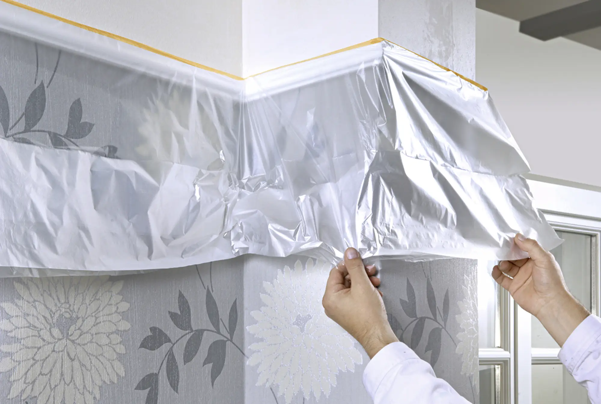 Защитная пленка tesa Easy Cover® 04402-00003-01 (Д x Ш) 33 м x 55 см 33 м 1 шт.