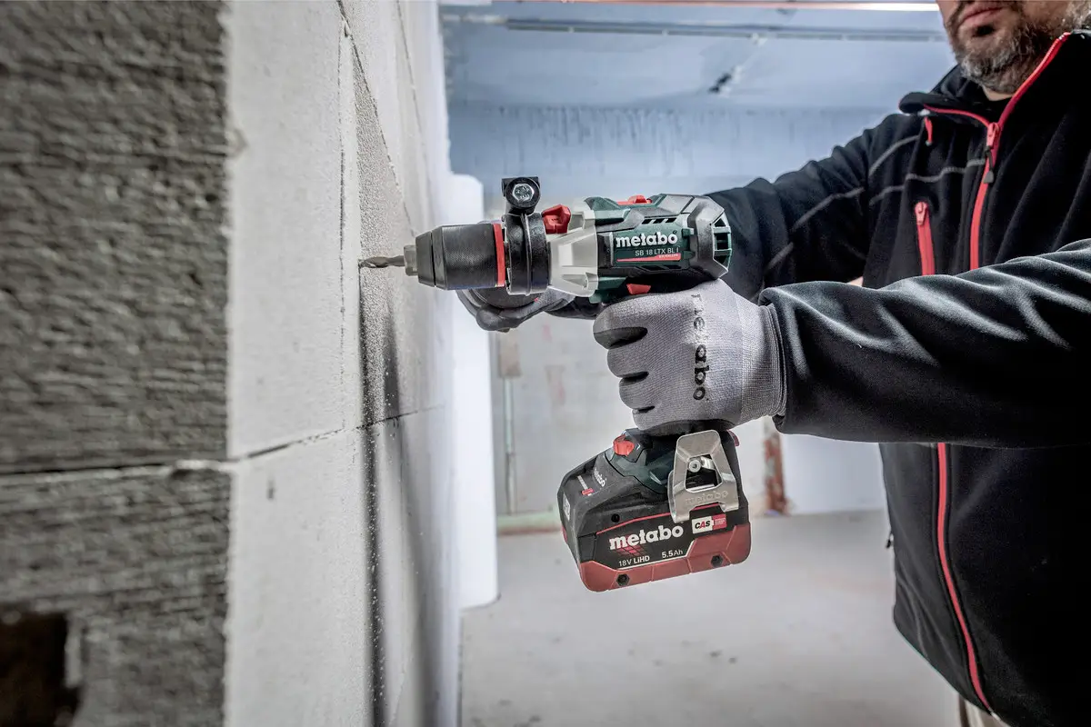Аккумуляторный ударный гайковерт Metabo SB 18 LTX BL I без аккумулятора, в комплекте кейс