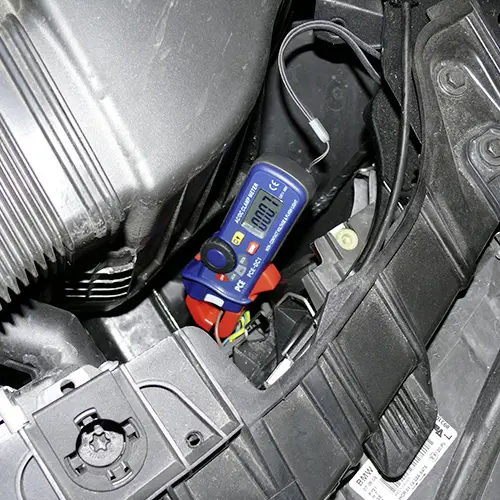 Цифровой клещевой тестер напряжения PCE Instruments PCE-DC1, класс защиты CAT II, 600 В.