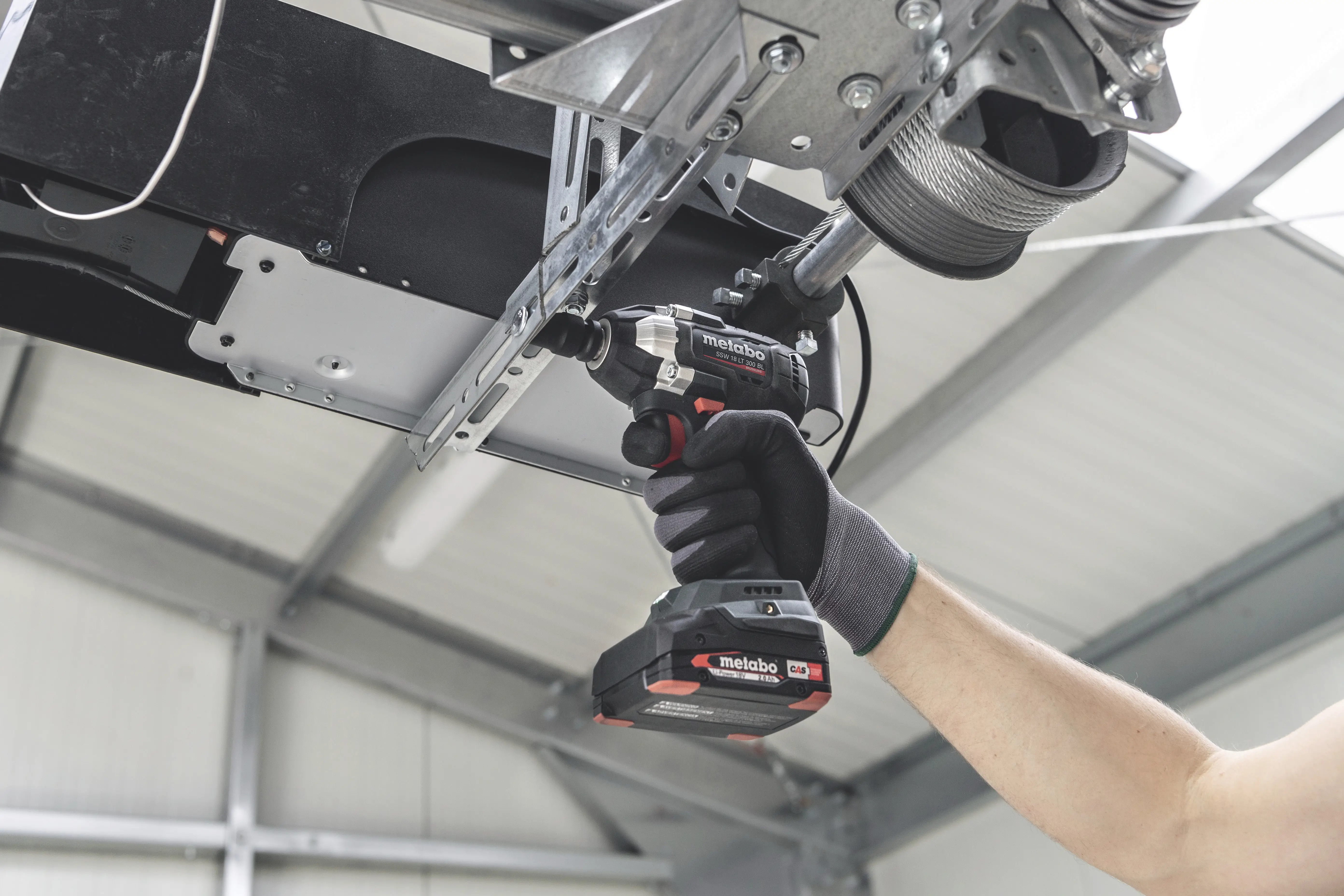 Metabo SSW 18 LT 300 BL 602398840 Аккумуляторный ударный гайковерт 300 Нм 18 В без аккумулятора