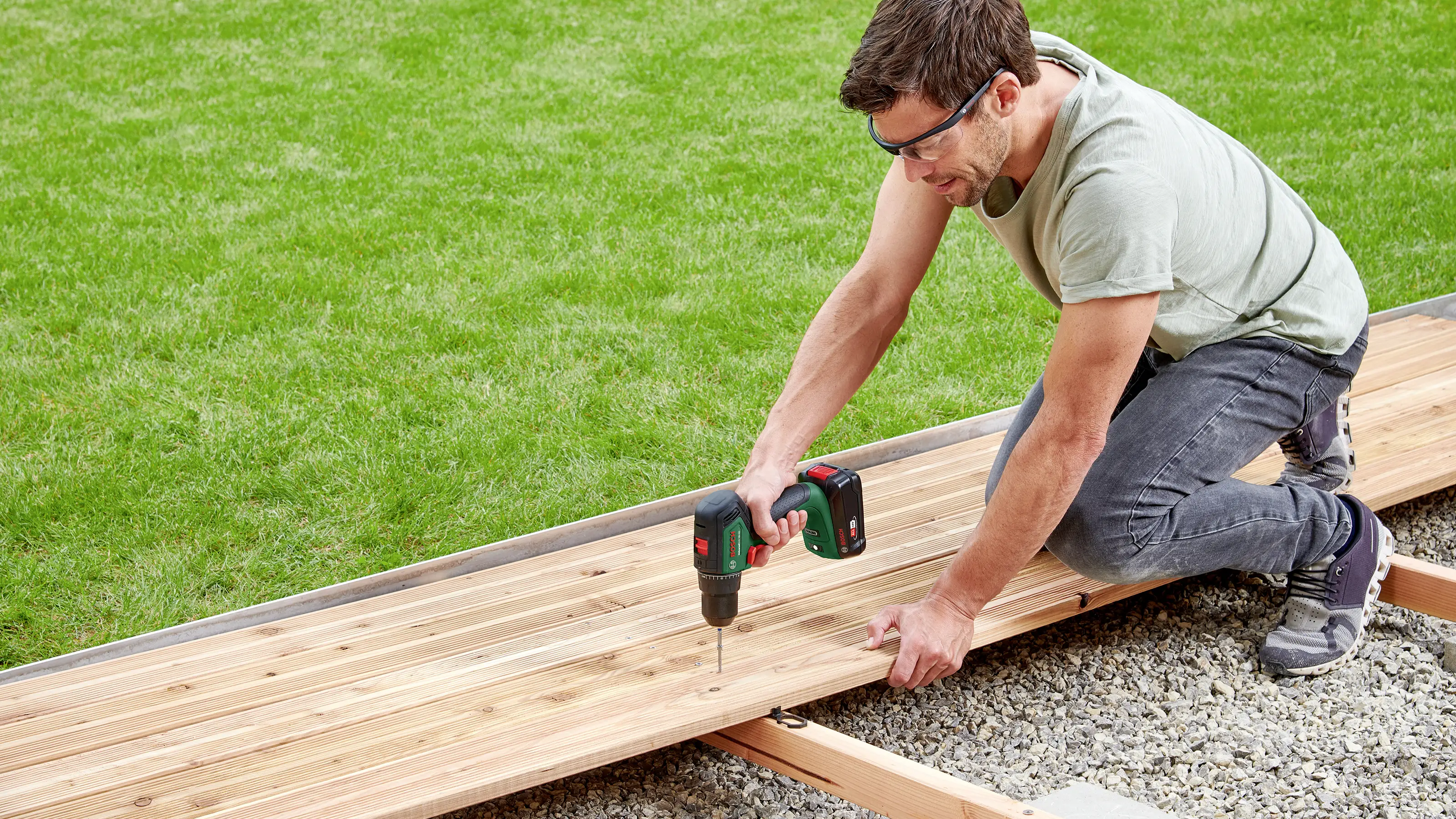Акумуляторний дриль-шурупокрут Bosch Home and Garden UniversalDrill 18V-60 06039D7000 18 В 2,0 Аг без акумулятора, без зарядного п