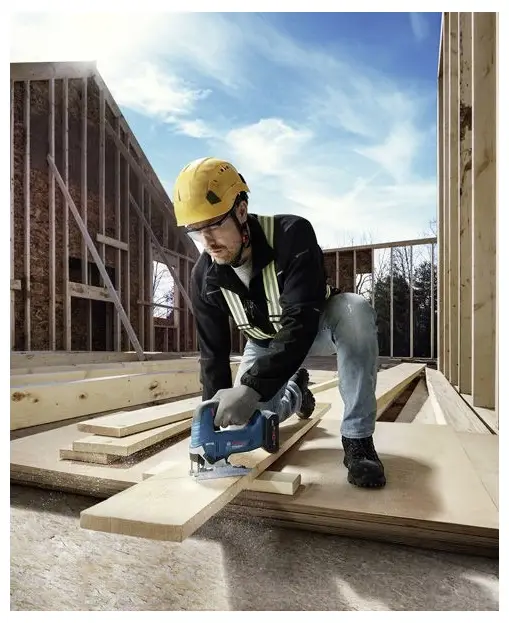Акумуляторний лобзик Bosch Professional GST 18V-125 B solo 06015B3000 без акумулятора, без зарядного пристрою, вкл. кейс 18 В