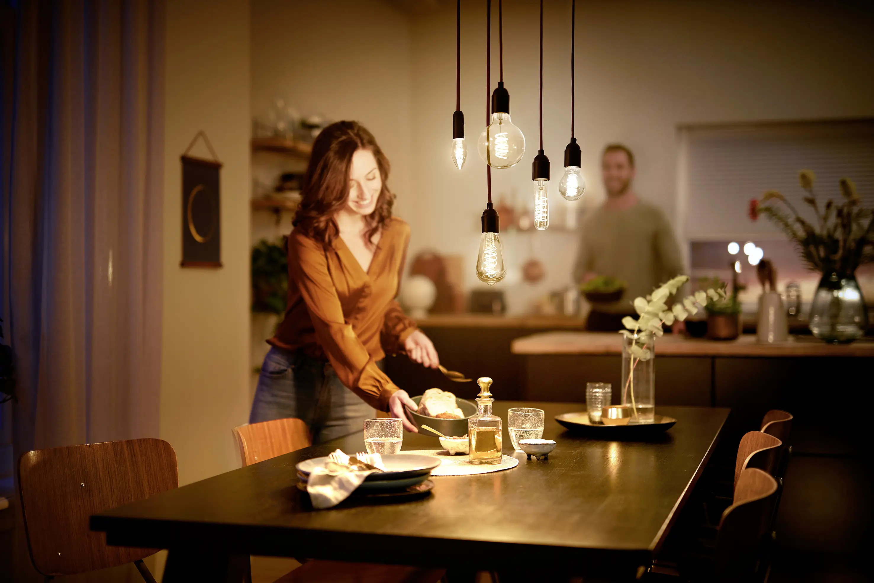 Світлодіодна лампа Philips LED 8719514313767 E-27 7 Вт = 40 Вт 470 лм золота 1 шт.