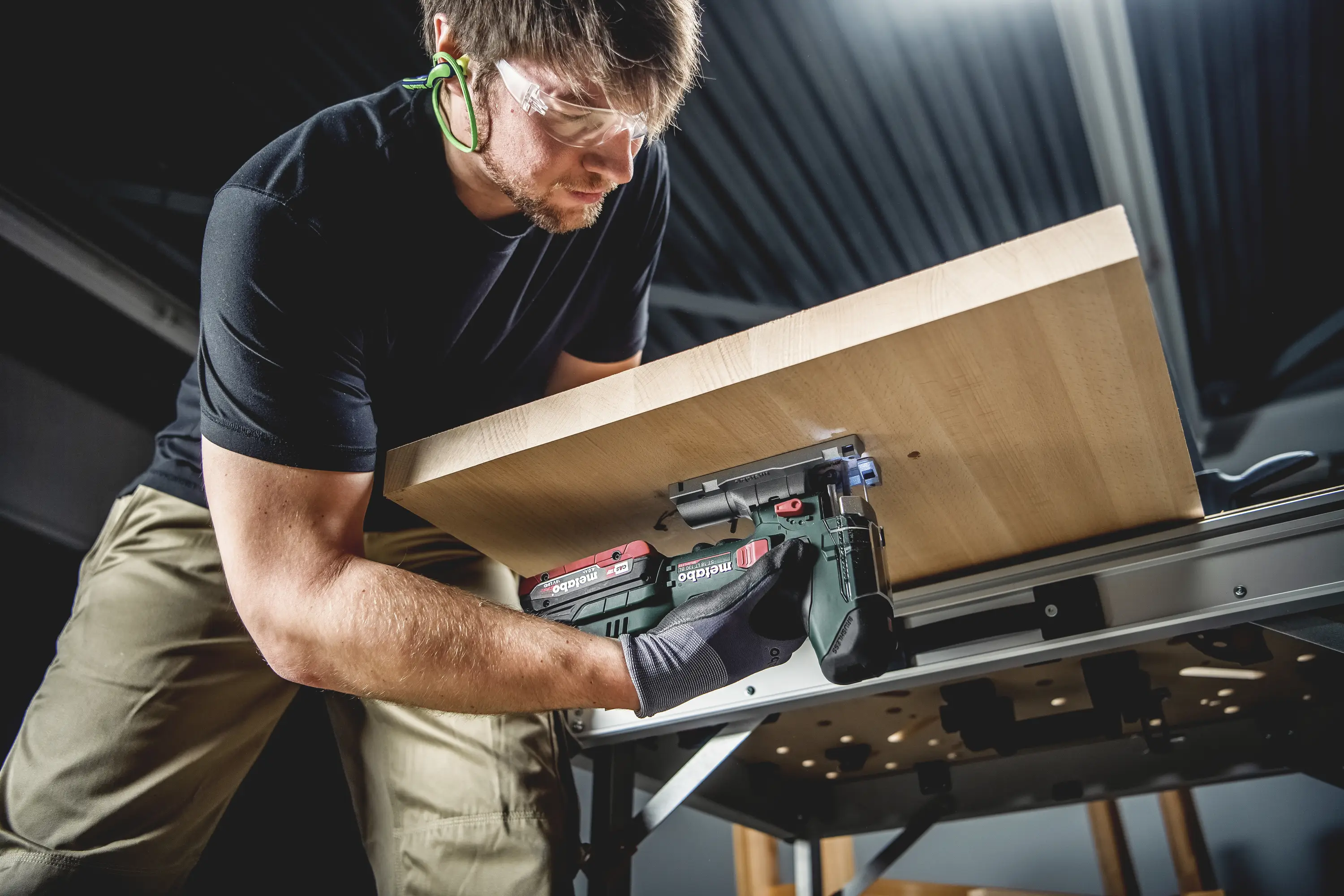 Аккумуляторный лобзик Metabo ST 18 LT 130 BL 601054850 без аккумулятора 18 В Количество аккумуляторов в комплекте 0