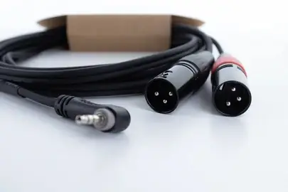 Y-подібний XLR-адаптер Cordial EY 1.5 WRMM 14874, 1,50 м, 1 шт.