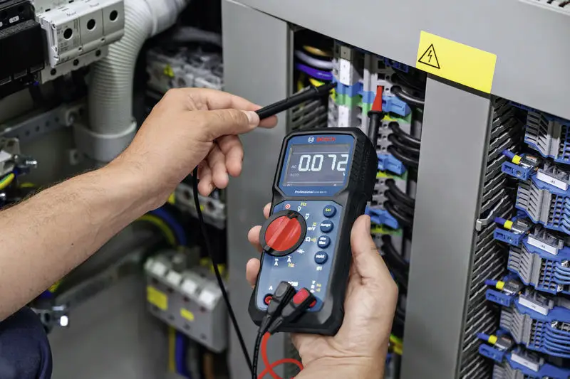 Цифровий мультиметр Bosch Professional GDM 600-15 IP65 CAT III 600 В