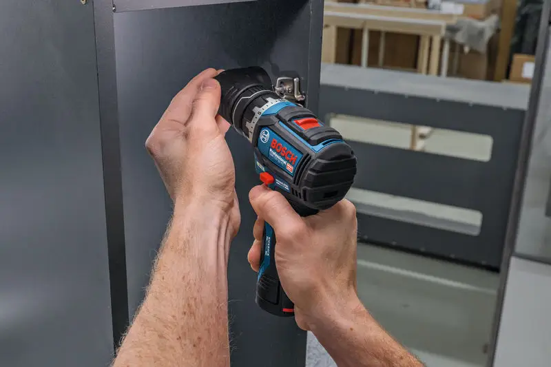 Аккумуляторная дрель-шуруповерт Bosch Professional GSR 12V-32 FC 06019N7101 12 В 1 Ач