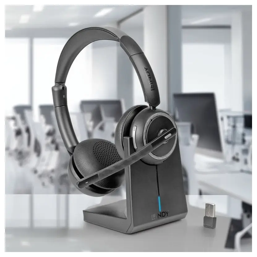 Наушники LINDY L118 WL Bluetooth накладные, черные, для использования с компьютером.