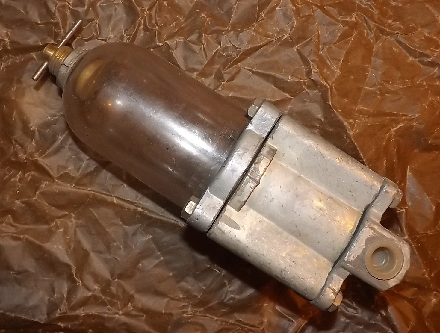 Фильтр-влагоотделитель В41-13, БВ41-13, В41-33, В41-14, БВ41-14, В41-34, ДВ41-16, В41-36, ДВ41-18, В41-18 УХЛ4