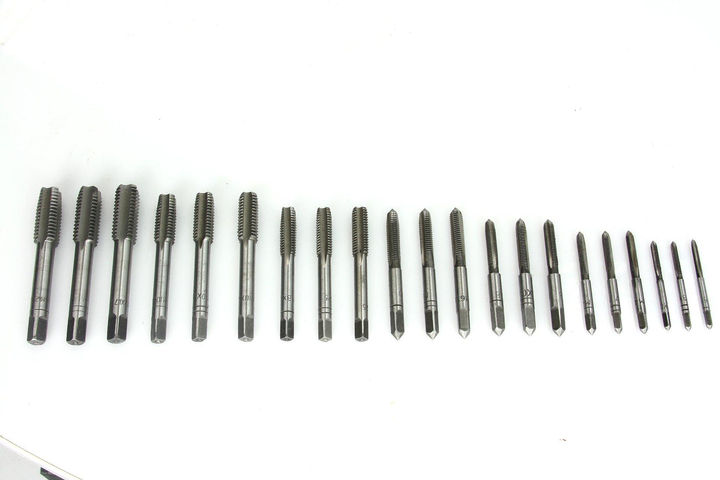 Характеристики Комплект мітчиків та плашок 32шт MAR-POL M55873