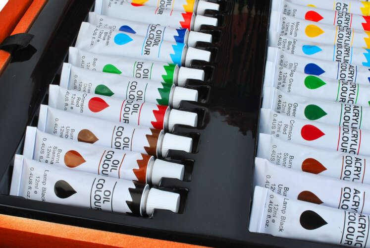 Характеристики Большой набор для рисования 174 предмета в чемодане MAALEO 6004