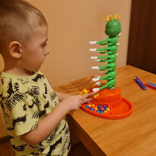 Описание Аркадная игра Dancing Centipede KRUZZEL