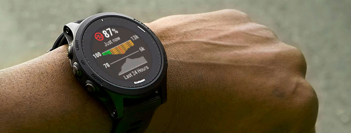 Годинник для мультиспорту та триатлону Forerunner 945 містить безліч спортивних даних Годинник для мультиспорту та триатлону Forerunner 945 містить безліч спортивних даних