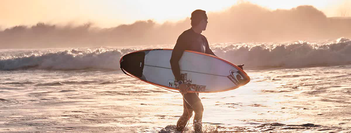 Займайтесь серфінгом довше з Instinct Solar Surf Займайтесь серфінгом довше з Instinct Solar Surf