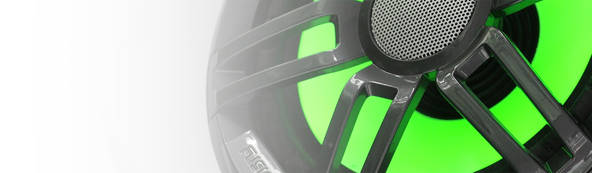 Різнокольорна підсвтіка створює неймовірну атмосферу на вашому човні Різнокольорна підсвтіка створює неймовірну атмосферу на вашому човні