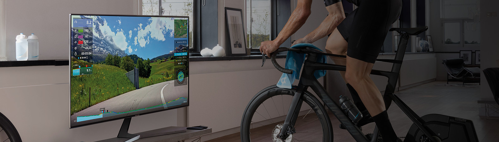 Велотренажер Tacx NEO 2T Smart Тренажер Tacx NEO 2T працює з рядом популярних навчальних програм, таких як TrainerRoad і Zwift