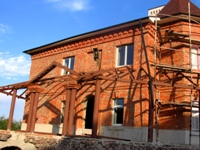 Коттедж до облицовки фасада