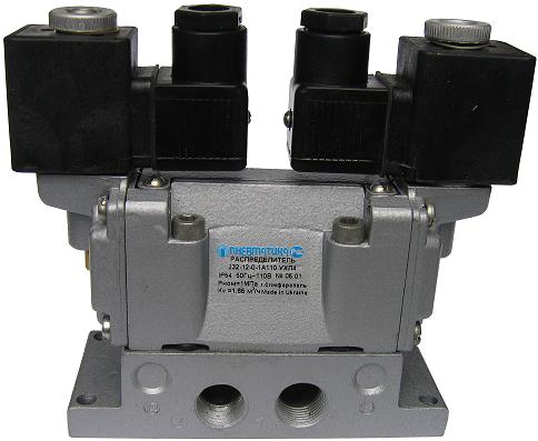 Пневмораспределитель 331-12-0-1