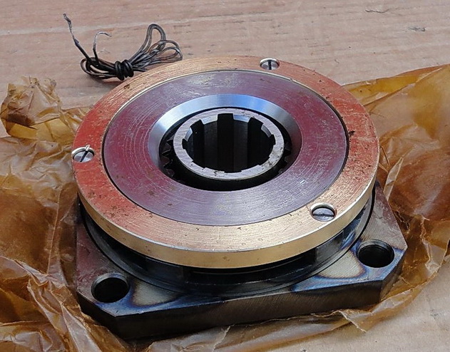 Муфта электромагнитная ЭТМ 056