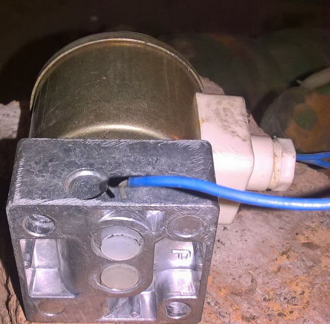 Пневмораспределитель П-РЭ 3/2.5 5112