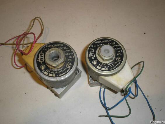 Пневмораспределитель П-РЭ 3/2.5 5411