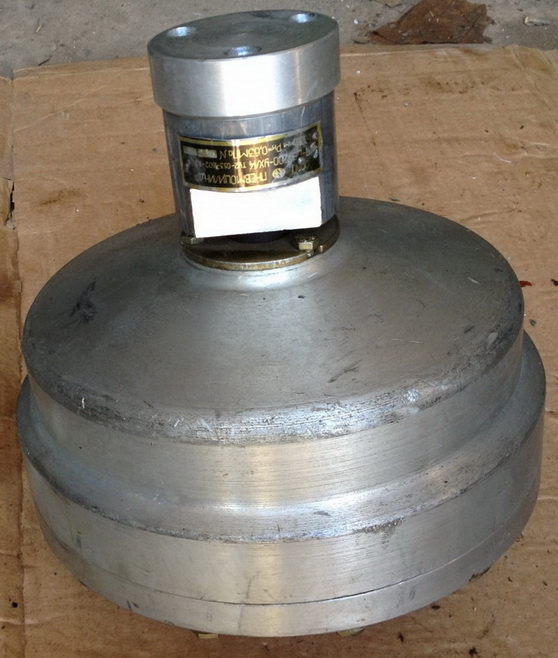 Пневмоцилиндр вращающийся ПЦВ 200