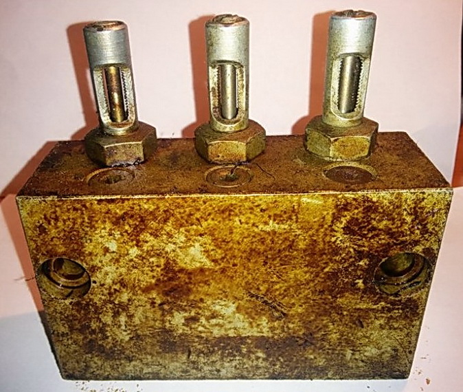 Питатель двухлинейный 2-0500-3К