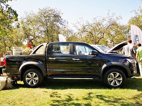 В Україні дебютував доступний китайський пікап JAC T8 - JAC